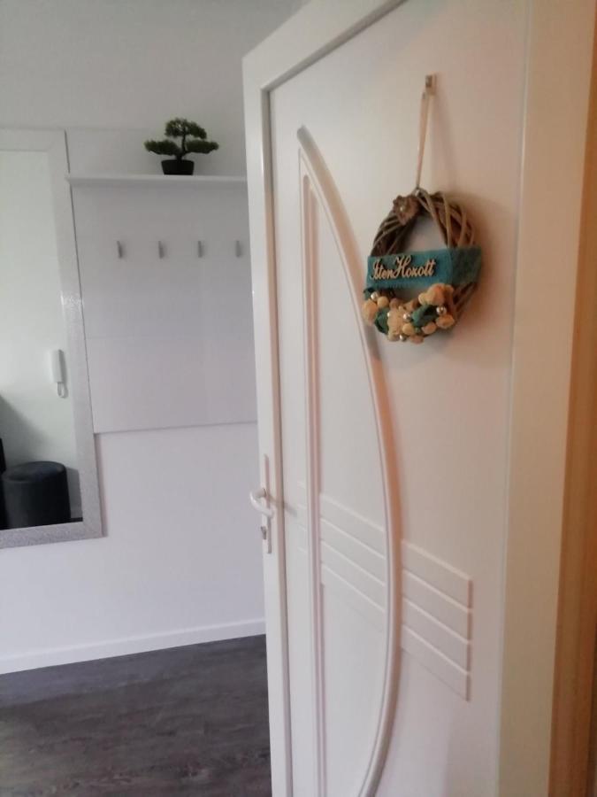 Salvus Apartman Eger Exterior foto